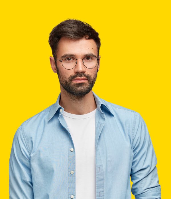 Home team member 2@2x